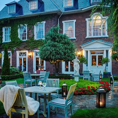 호텔 Hayfield Manor 5*
