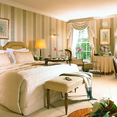Hayfield Manor 호텔