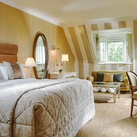 Hayfield Manor 5* 코크