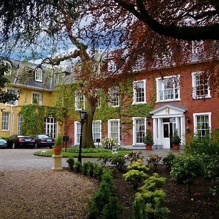 Hayfield Manor 호텔