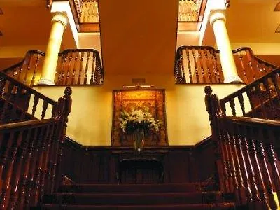 Hayfield Manor 코크