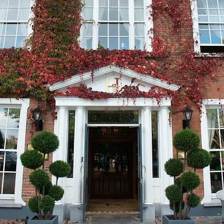 호텔 Hayfield Manor
